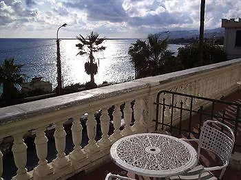La Brise Hotel 3*