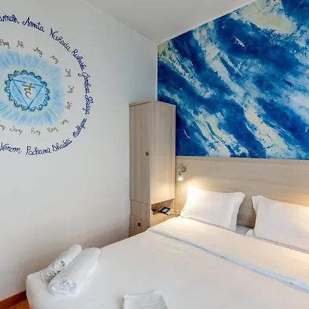 La Brise Hotel