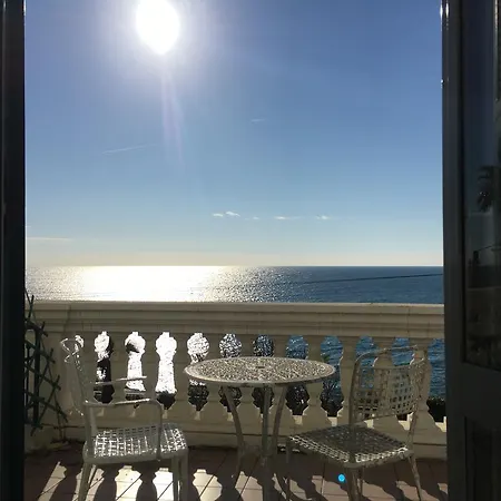 Hotel La Brise
